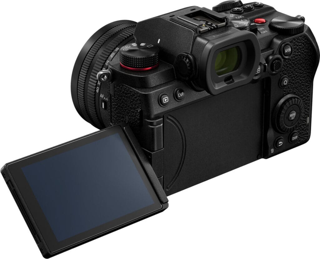 Panasonic Lumix DC-S5D