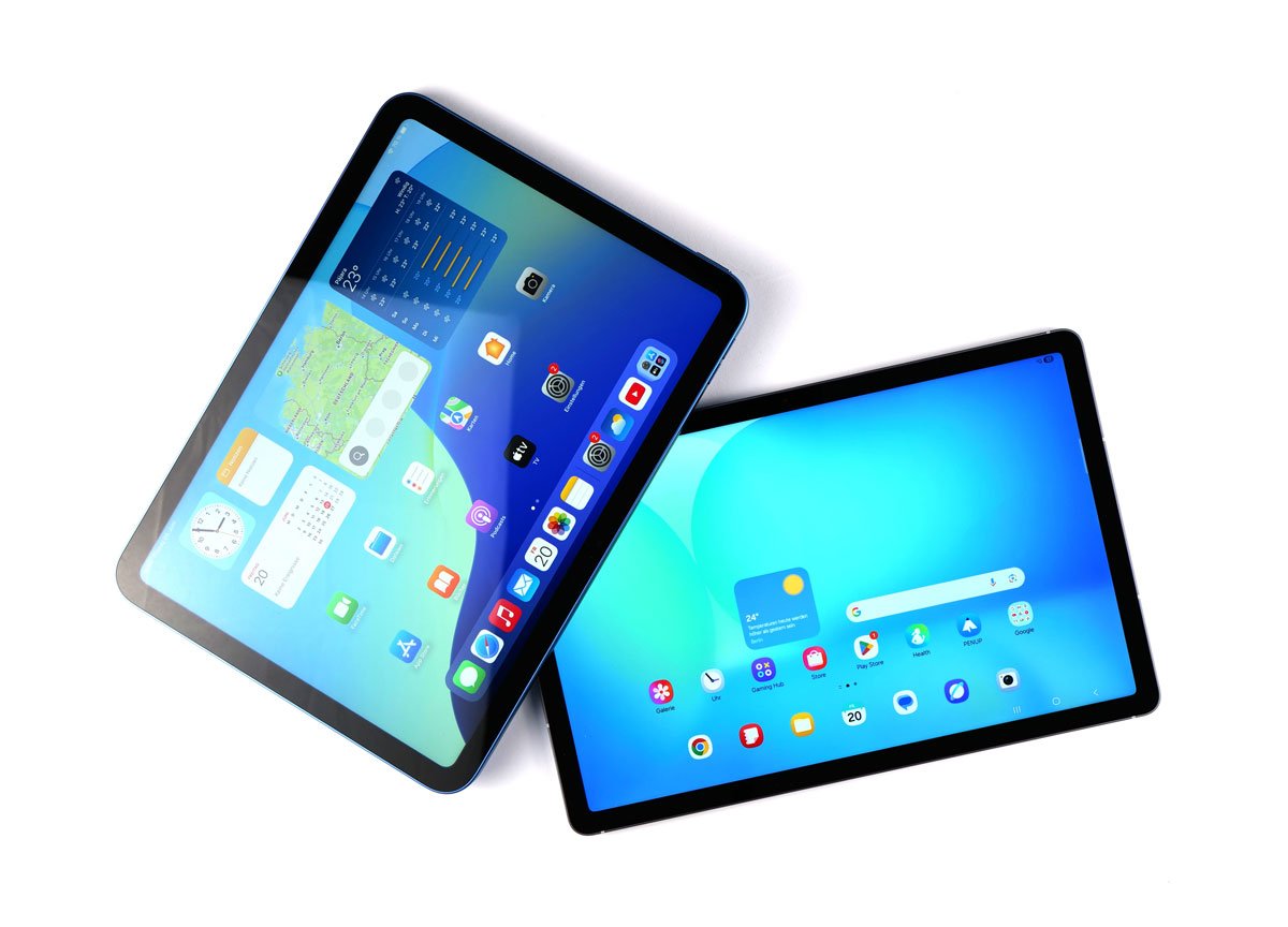 iPad 2025 vs. Galaxy S10 FE